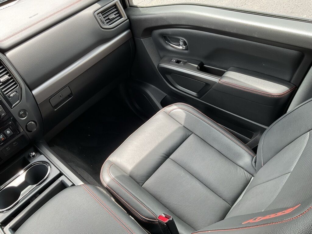 2024 Nissan Titan PRO-4X Duluth MN