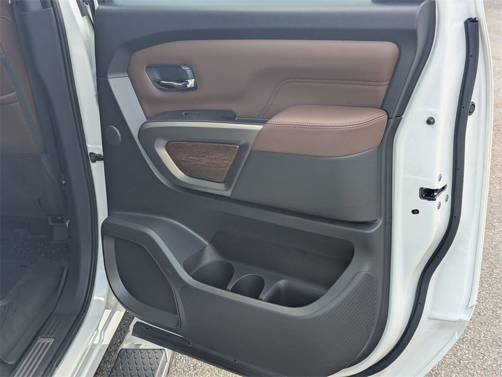2024 Nissan Titan Platinum Reserve Kennesaw GA