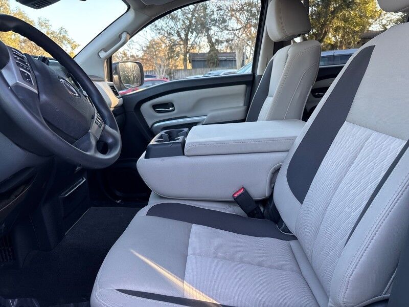 2024 Nissan Titan SV Crew Cab V8 Seffner FL