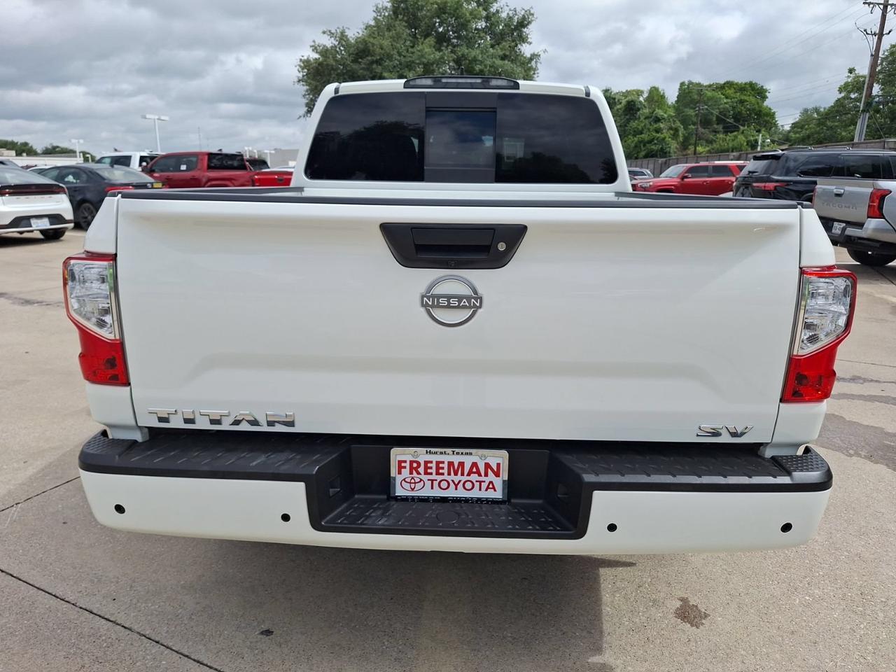 2024 Nissan Titan SV Hurst TX