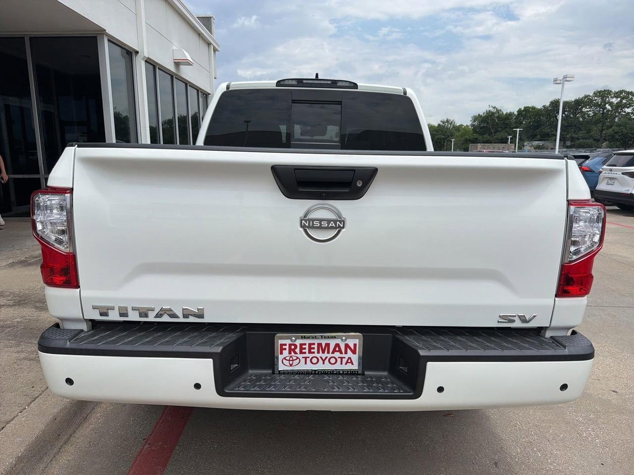 2024 Nissan Titan SV Hurst TX