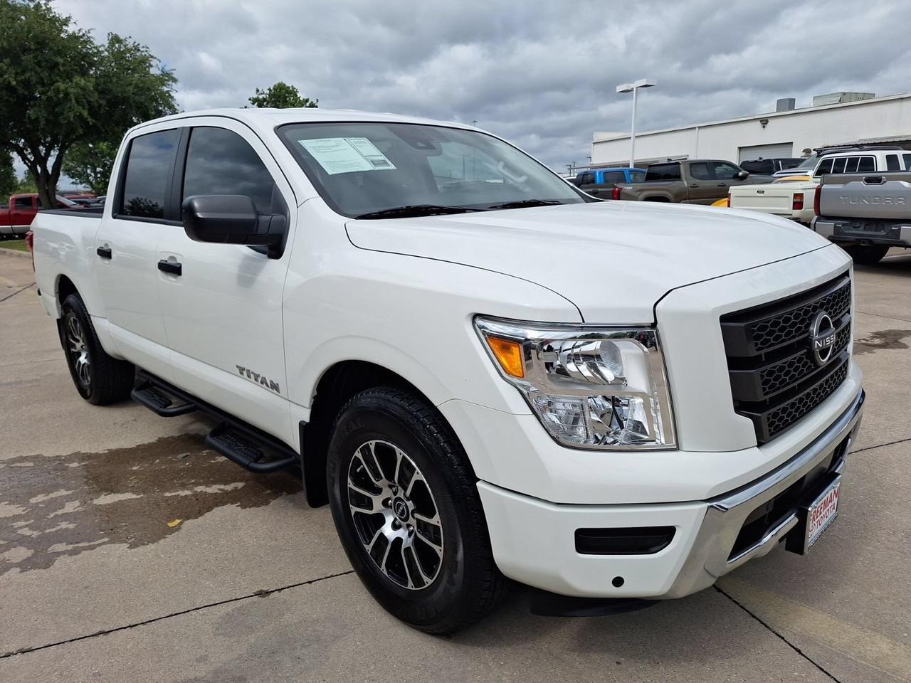 2024 Nissan Titan SV Hurst TX