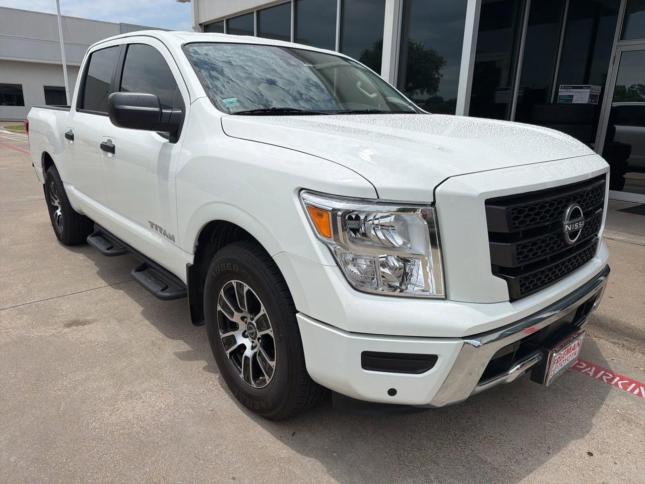 2024 Nissan Titan SV Hurst TX