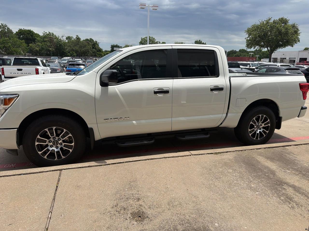 2024 Nissan Titan SV Hurst TX