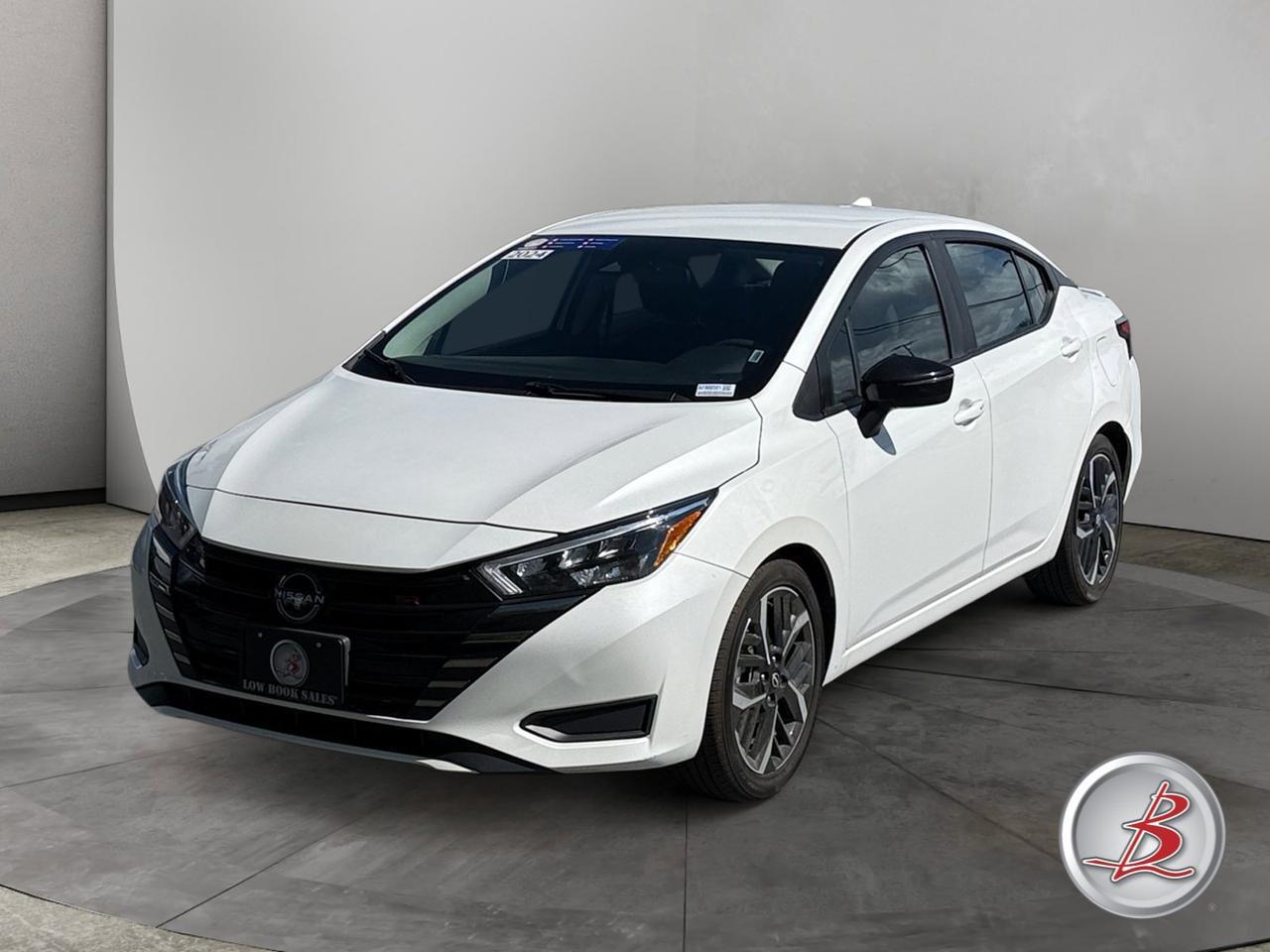2024 Nissan VERSA SR