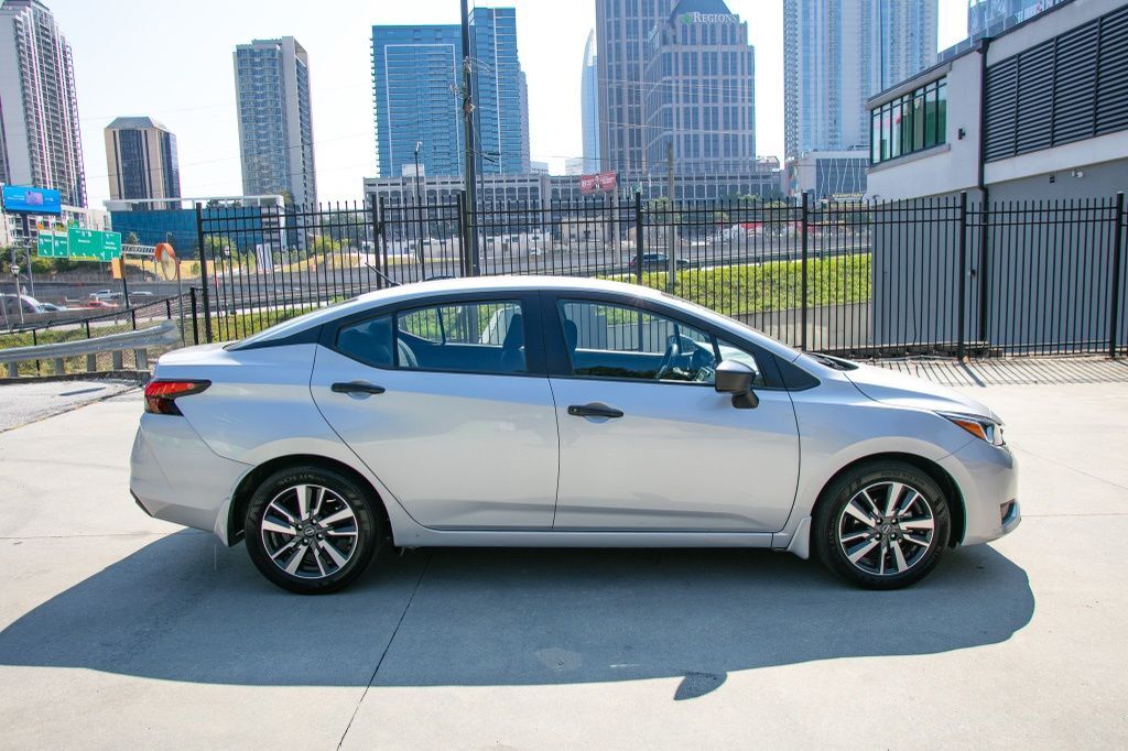 2024 Nissan Versa 1.6 S