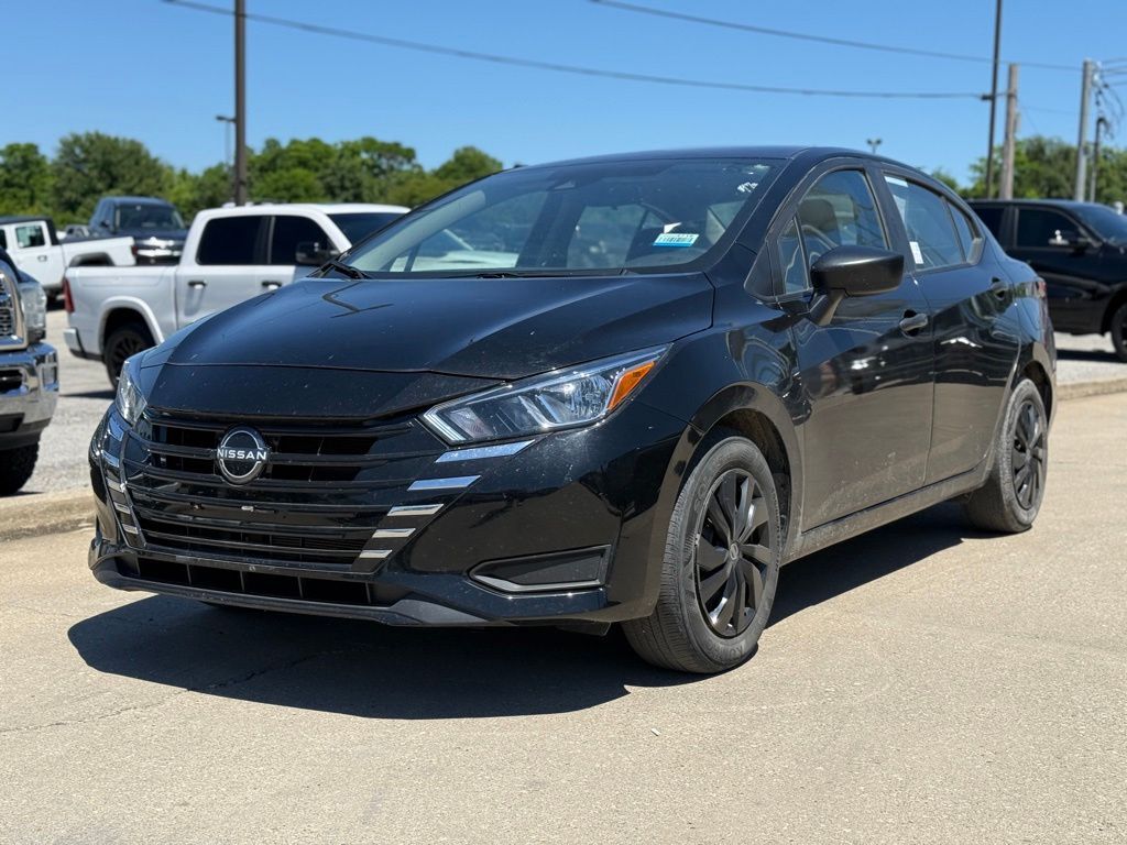 2024 Nissan Versa 1.6 S