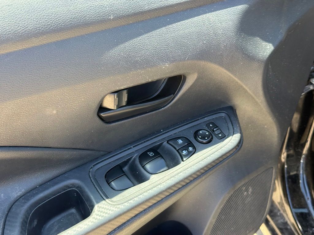 2024 Nissan Versa 1.6 S Crestwood KY