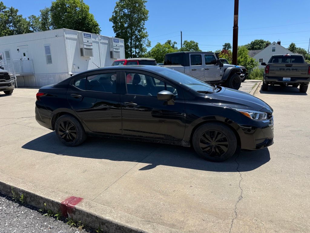 2024 Nissan Versa 1.6 S Crestwood KY