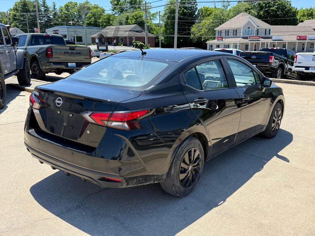 2024 Nissan Versa 1.6 S Crestwood KY