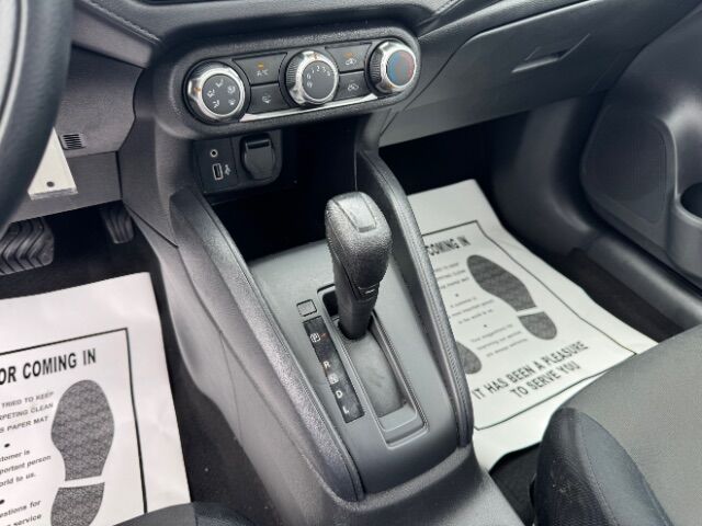 2024 Nissan Versa 1.6 S Gaston SC