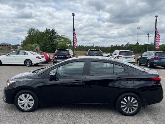 2024 Nissan Versa 1.6 S Gaston SC