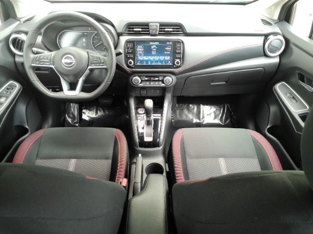 2024 Nissan Versa 1.6 SR