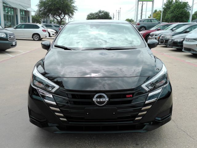 2024 Nissan Versa 1.6 SR