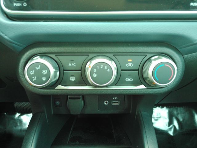 2024 Nissan Versa 1.6 SV Plano TX