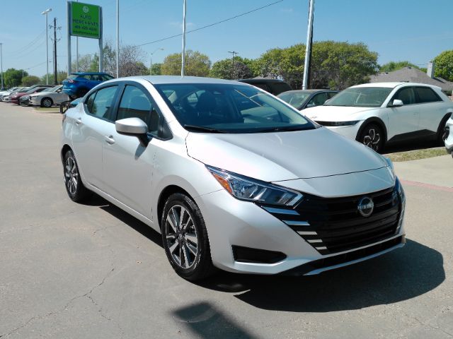 2024 Nissan Versa 1.6 SV Plano TX
