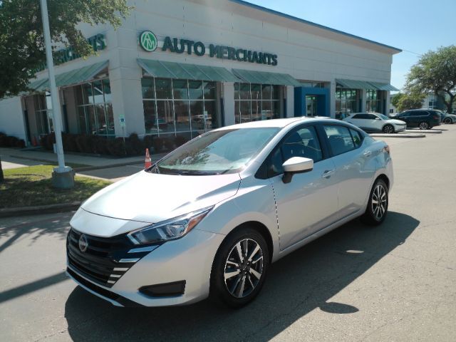 2024 Nissan Versa 1.6 SV