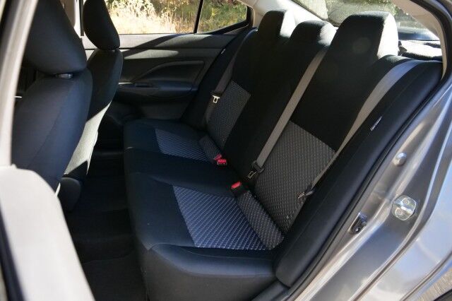 2024 Nissan Versa S / Student Driver Upfit / Dual Brake System / CarPlay! High Point NC