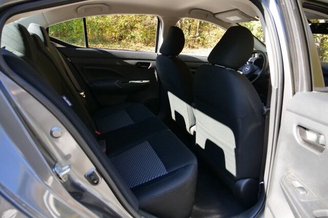 2024 Nissan Versa S / Student Driver Upfit / Dual Brake System / CarPlay! High Point NC