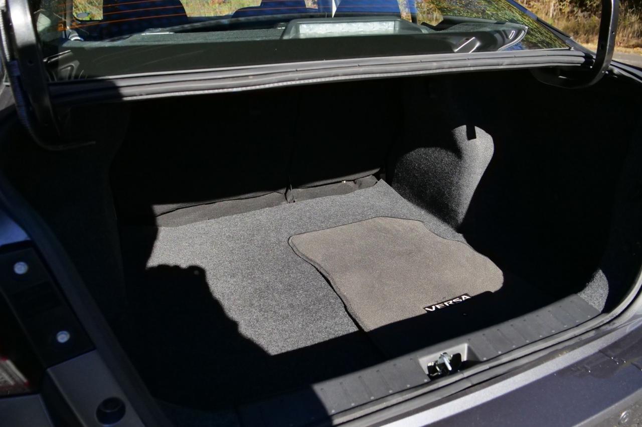 2024 Nissan Versa S / Student Driver Upfit / Dual Brake System / CarPlay! Lincolnton NC