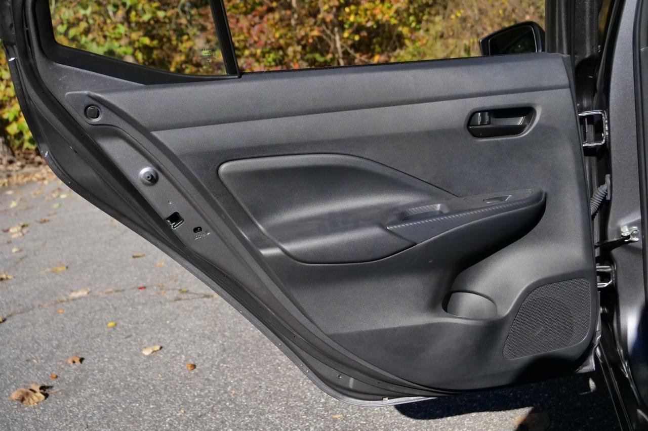 2024 Nissan Versa S / Student Driver Upfit / Dual Brake System / CarPlay! Lincolnton NC