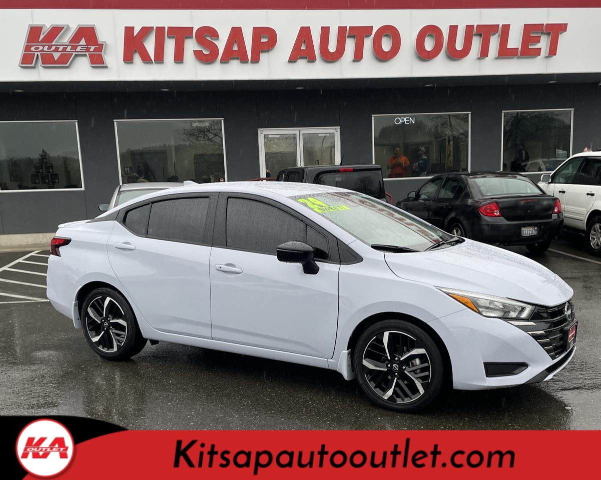 2024 Nissan Versa SR Sedan 4D