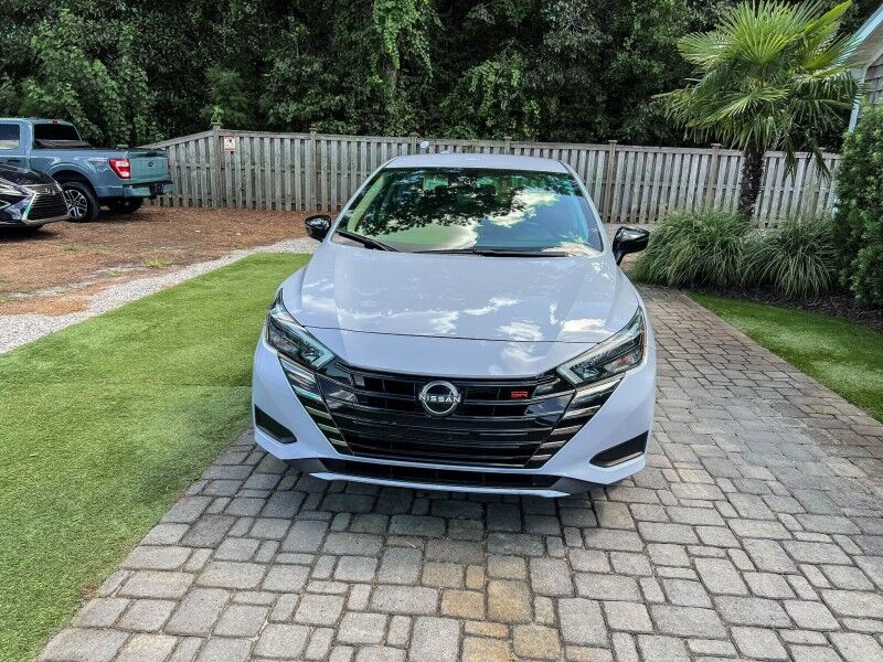 2024 Nissan Versa SR