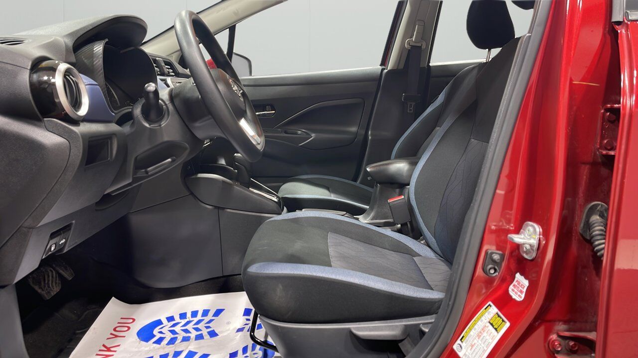2024 Nissan Versa SV Sherwood Park AB
