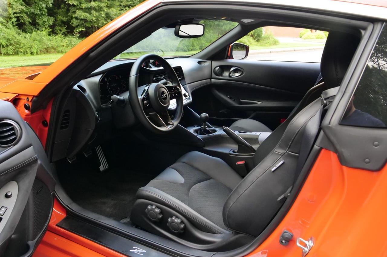 2024 Nissan Z Performance / Heritage Edition / Twin Turbo V6 / Manual! Lincolnton NC