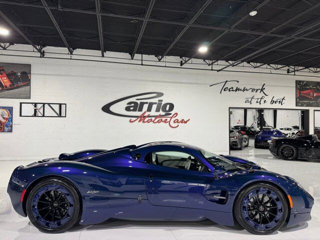 2024 Pagani Utopia #29/99 for the world, Sport Pack, full exposed carbon, titanium exhaust AND MUCH MORE!! Fort Lauderdale FL