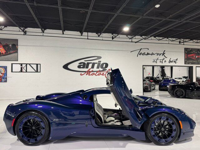 2024 Pagani Utopia #29/99 for the world, Sport Pack, full exposed carbon, titanium exhaust AND MUCH MORE!! Fort Lauderdale FL