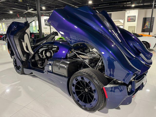 2024 Pagani Utopia #29/99 for the world, Sport Pack, full exposed carbon, titanium exhaust AND MUCH MORE!! Fort Lauderdale FL