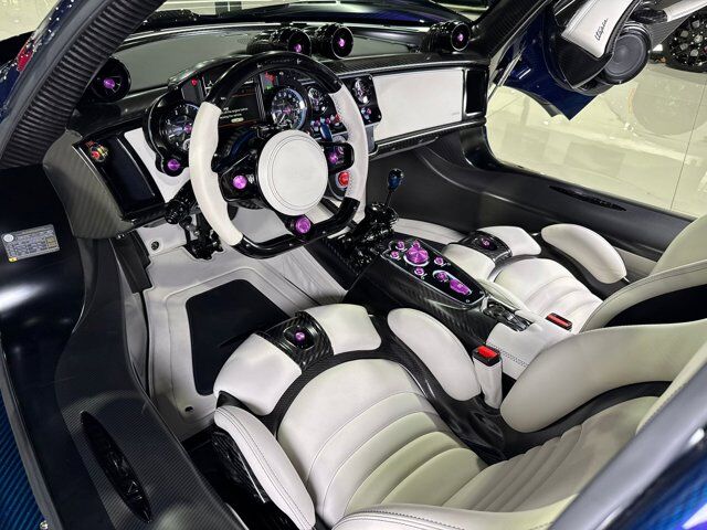 2024 Pagani Utopia #29/99 for the world, Sport Pack, full exposed carbon, titanium exhaust AND MUCH MORE!! Fort Lauderdale FL