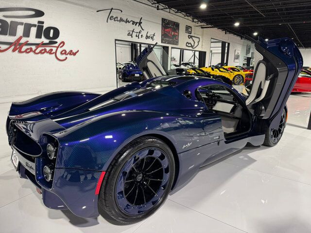 2024 Pagani Utopia #29/99 for the world, Sport Pack, full exposed carbon, titanium exhaust AND MUCH MORE!! Fort Lauderdale FL