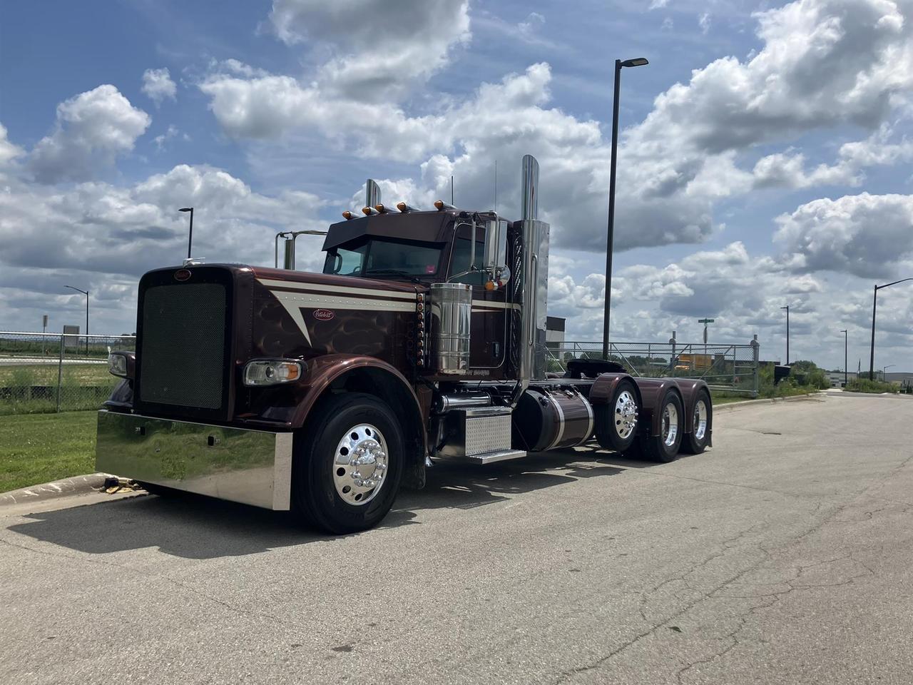2024 Peterbilt 389 Non-Sleeper