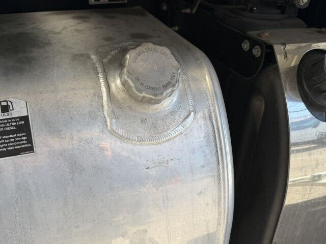 2024 Peterbilt 537 30' Jerr-Dan Aluminum 4-Car Carrier Truck Miami FL