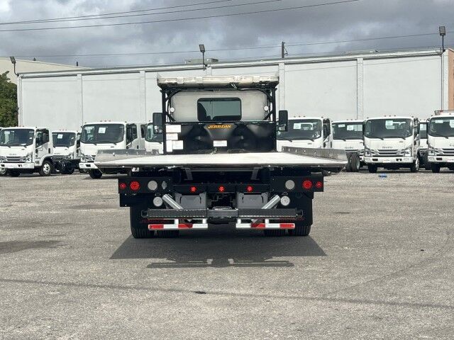 2024 Peterbilt 537 30' Jerr-Dan Aluminum 4-Car Carrier Truck