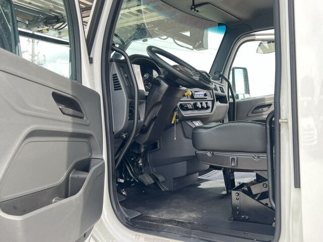 2024 Peterbilt 537 30' Jerr-Dan Aluminum 4-Car Carrier Truck Miami FL