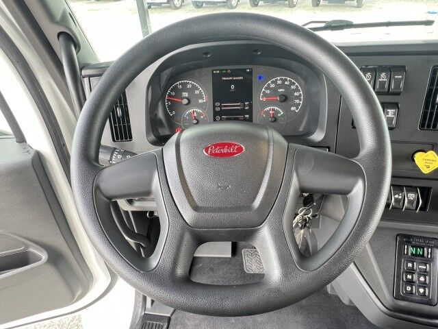 2024 Peterbilt 537 30' Jerr-Dan Aluminum 4-Car Carrier Truck Miami FL