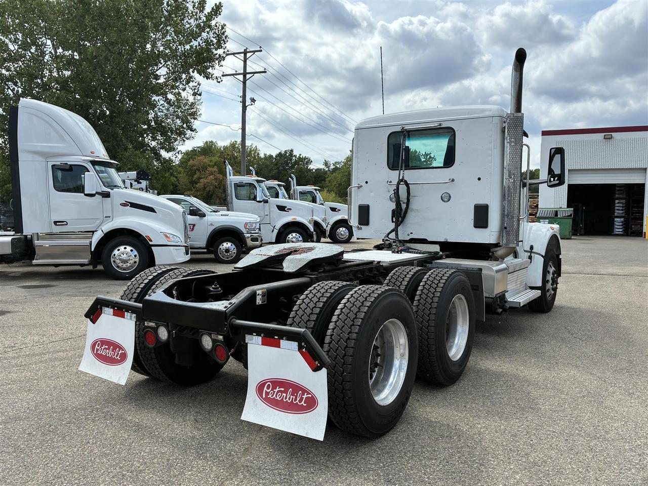2024 Peterbilt 567 South St. Paul MN