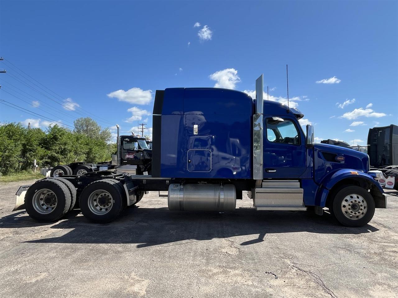 2024 Peterbilt 567 80&quot; Raised Roof South St. Paul MN