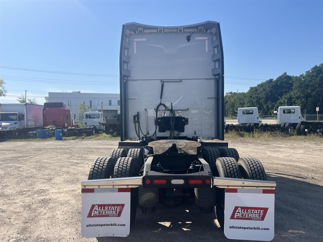 2024 Peterbilt 567 80" Ultraloft Eau Claire WI