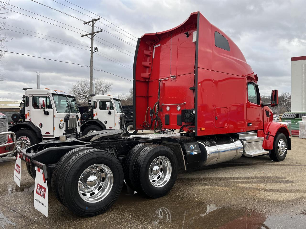 2024 Peterbilt 567 80" Ultraloft Rochester MN