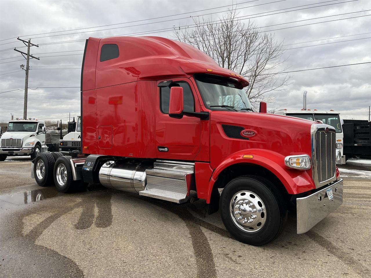 2024 Peterbilt 567 80" Ultraloft Rochester MN