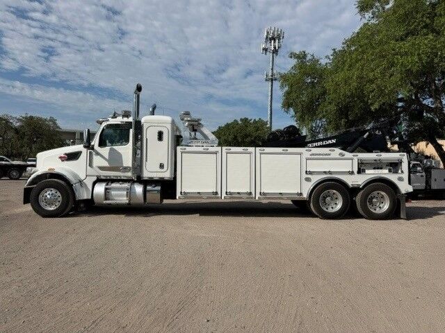2024 Peterbilt 567 Extended cab Jerr-Dan 25-Ton Integrated Heavy Duty Wrecker Truck Miami FL