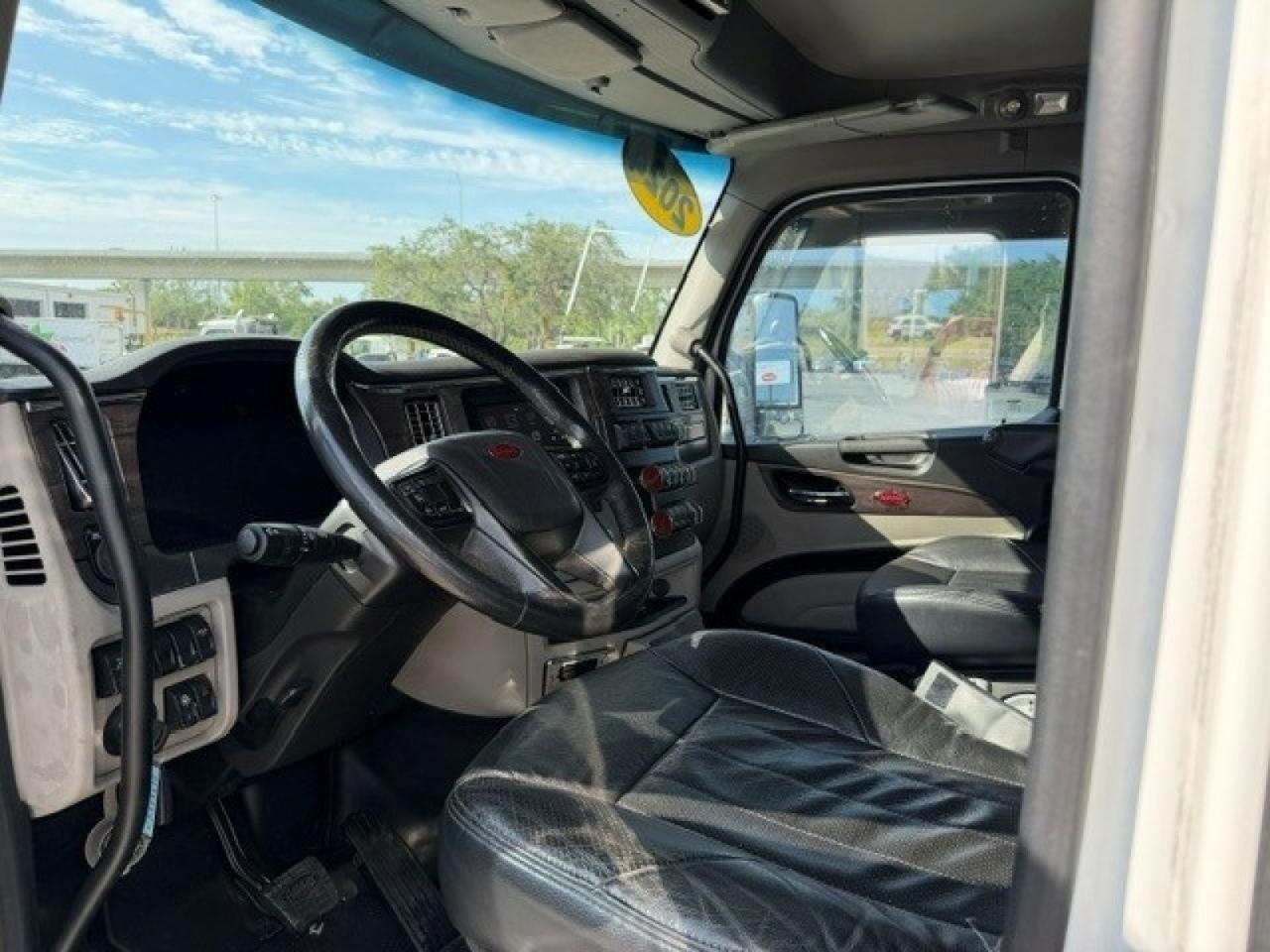 2024 Peterbilt 567 Jerr-Dan 25-Ton Wrecker Truck Tampa FL