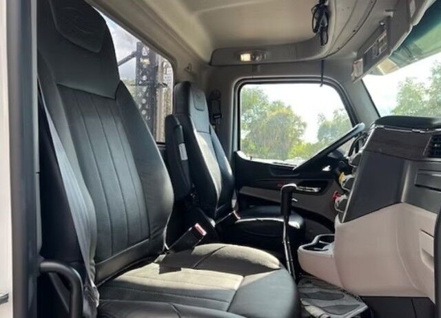 2024 Peterbilt 567 Jerr-Dan 50/60 Ton Rotator Truck Miami FL