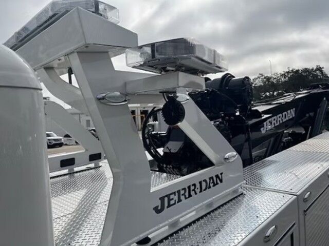 2024 Peterbilt 567 Jerr-Dan 50 Ton Integrated Wrecker Truck Miami FL