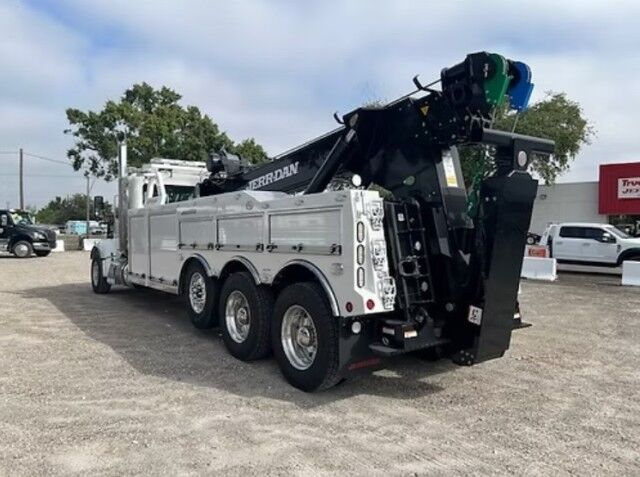 2024 Peterbilt 567 Jerr-Dan 50 Ton Integrated Wrecker Truck Miami FL