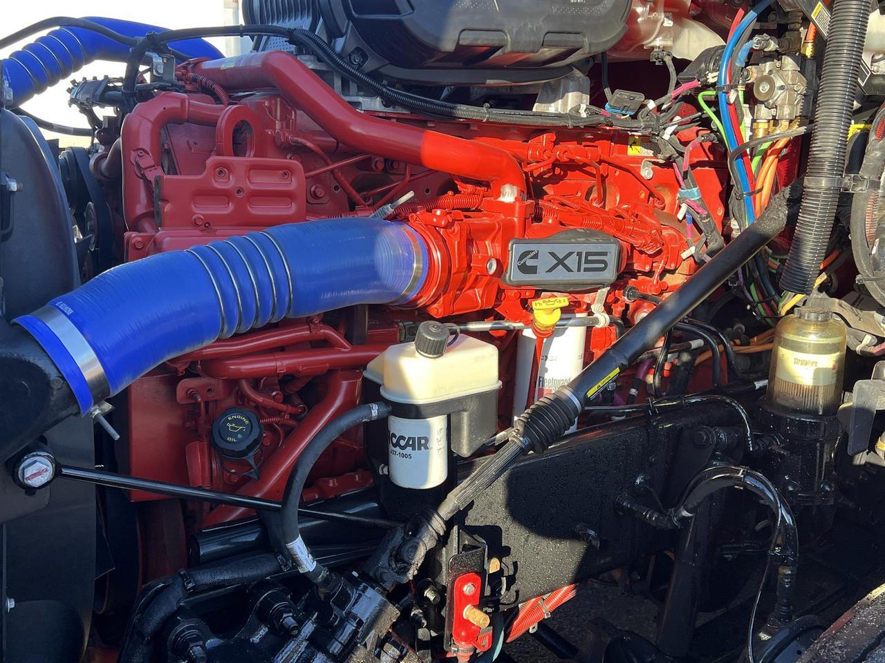 2024 Peterbilt 579 80" Ultraloft Eau Claire WI